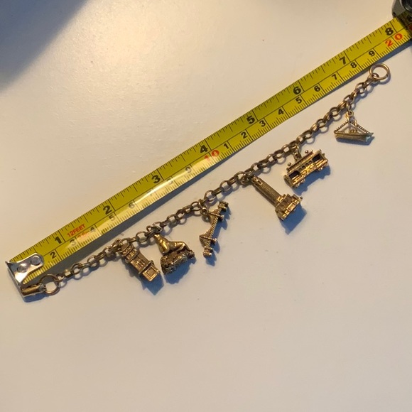VINTAGE 1950\'s CORO BRASS -TONE CHARM BRACELET - SAN FRANCISCO SOUVENIR